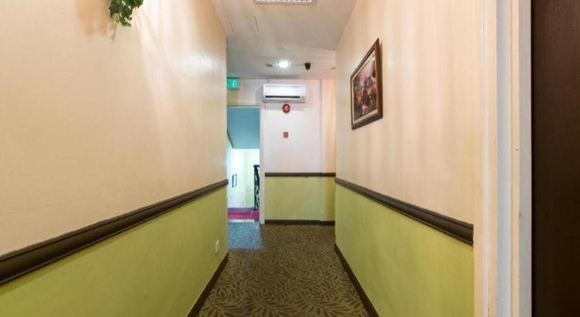 Oyo 126 Rae Hotel Kuala Lumpur Exterior foto